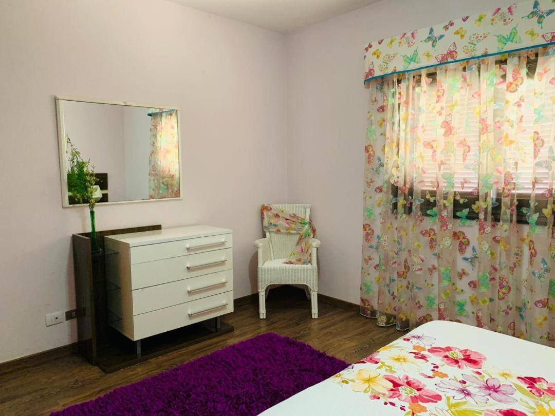 ארונה Vivienda Vacacional Tinizara מראה חיצוני תמונה