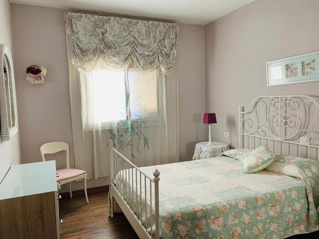 ארונה Vivienda Vacacional Tinizara מראה חיצוני תמונה