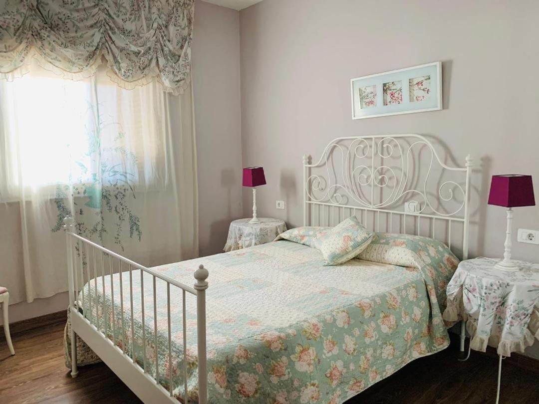ארונה Vivienda Vacacional Tinizara מראה חיצוני תמונה