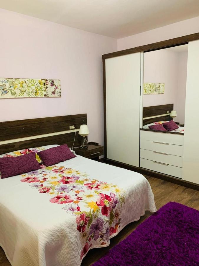 ארונה Vivienda Vacacional Tinizara מראה חיצוני תמונה
