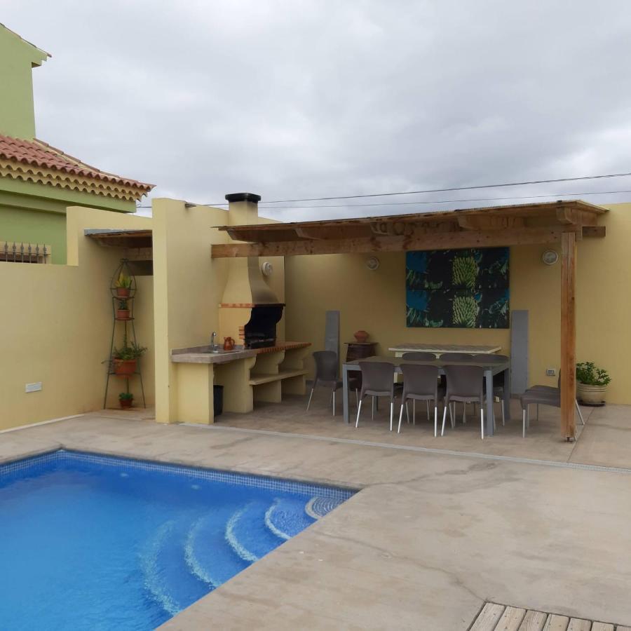 ארונה Vivienda Vacacional Tinizara מראה חיצוני תמונה