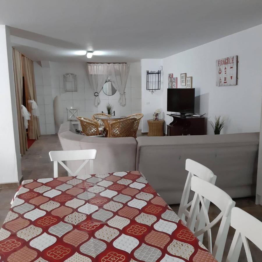 ארונה Vivienda Vacacional Tinizara מראה חיצוני תמונה
