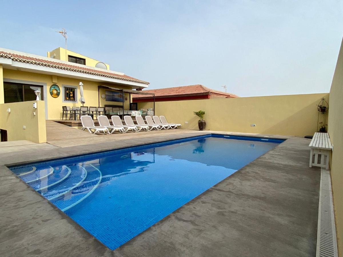 ארונה Vivienda Vacacional Tinizara מראה חיצוני תמונה
